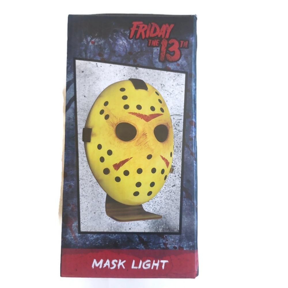 Friday The 13th Jason Voorhees Mask Light Free Standing And Wall Mountable - Picture 3 of 5